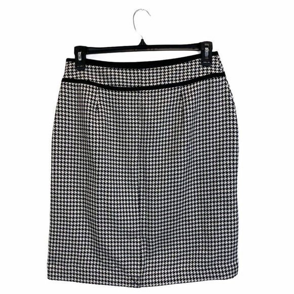 Covington Essentials Women Sz 10 Houndstooth Print Pencil Cut Skirt Work Office - Picture 2 of 4